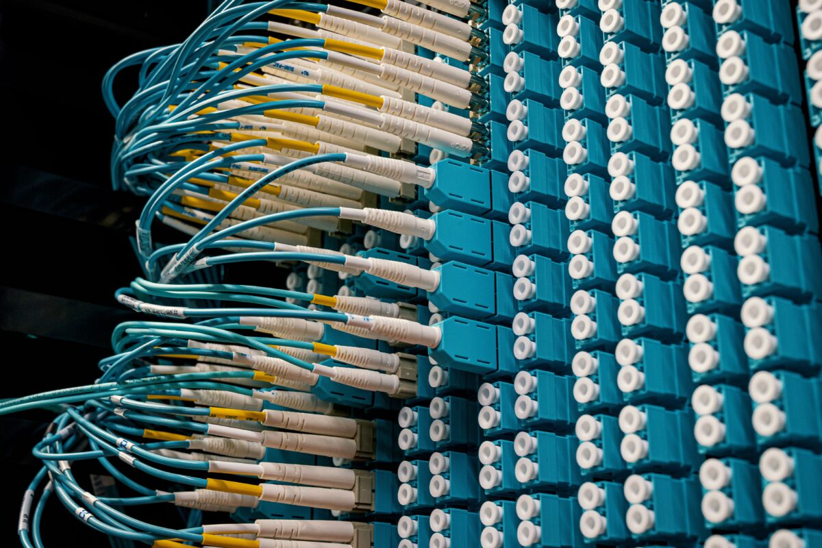 Data Center Architecture Explained: Compute, Network, Storage and Power