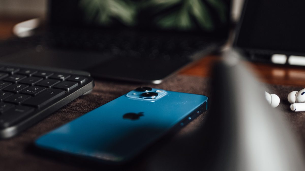Apple Expands U.S. Manufacturing Partnerships for Its Latest iPhone Lineup