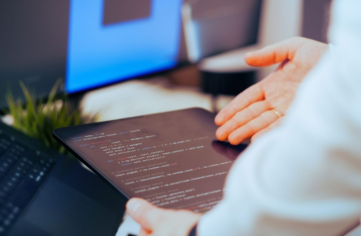 Website owners and developers should use this weekly threat review to check their software, review security alerts and confirm that important systems are not unnecessarily exposed to the public internet.
